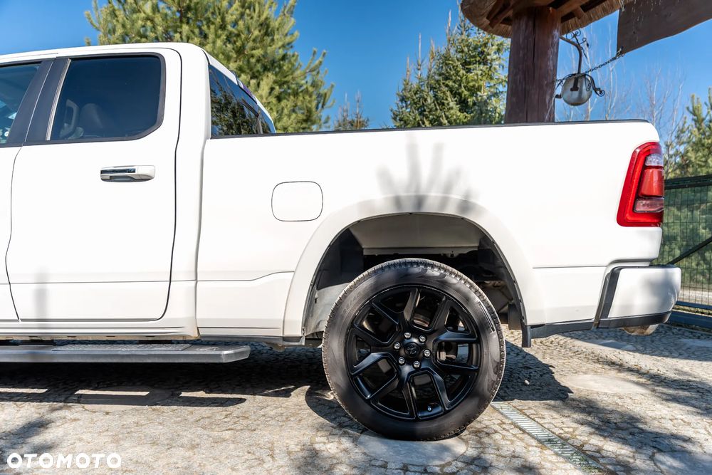 RAM 1500 5.7 Crew Cab Laramie - 10