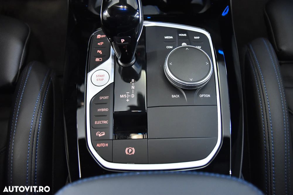 BMW X3 xDrive30e AT PHEV - 19