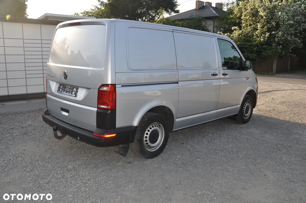 Volkswagen Transporter - 9