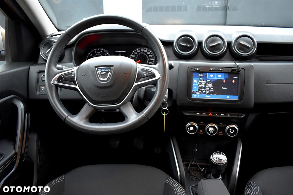 Dacia Duster 1.6 SCe Prestige - 27