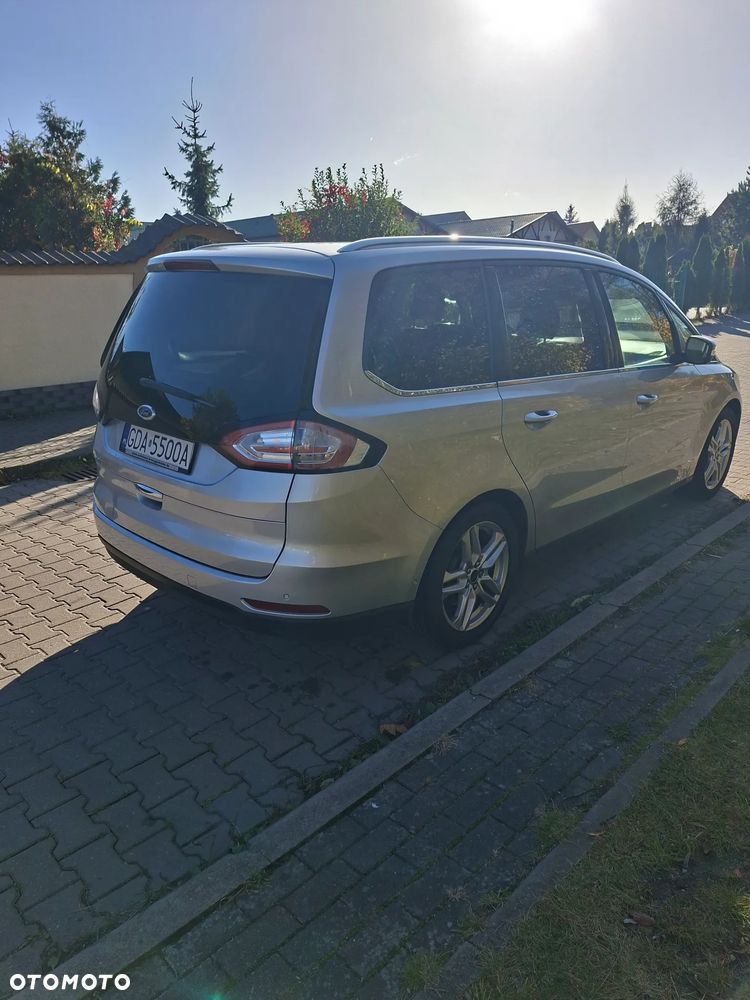 Ford Galaxy 2015 photo 4