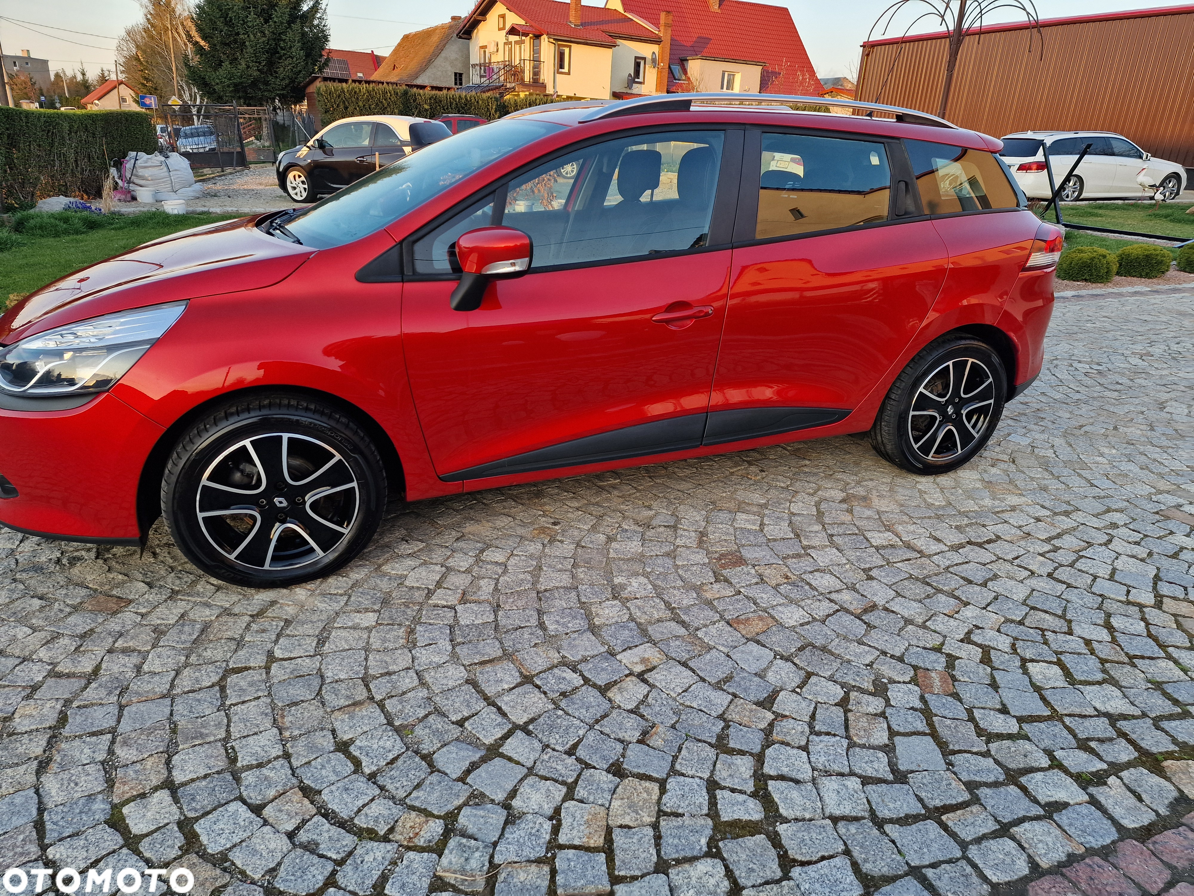 Renault Clio (Energy) TCe 90 Bose Edition - 11