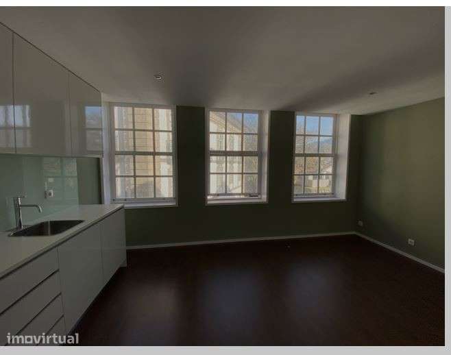 Apartamento T0 - Centro Histórico de Guimarães - Grande imagem: 4/17