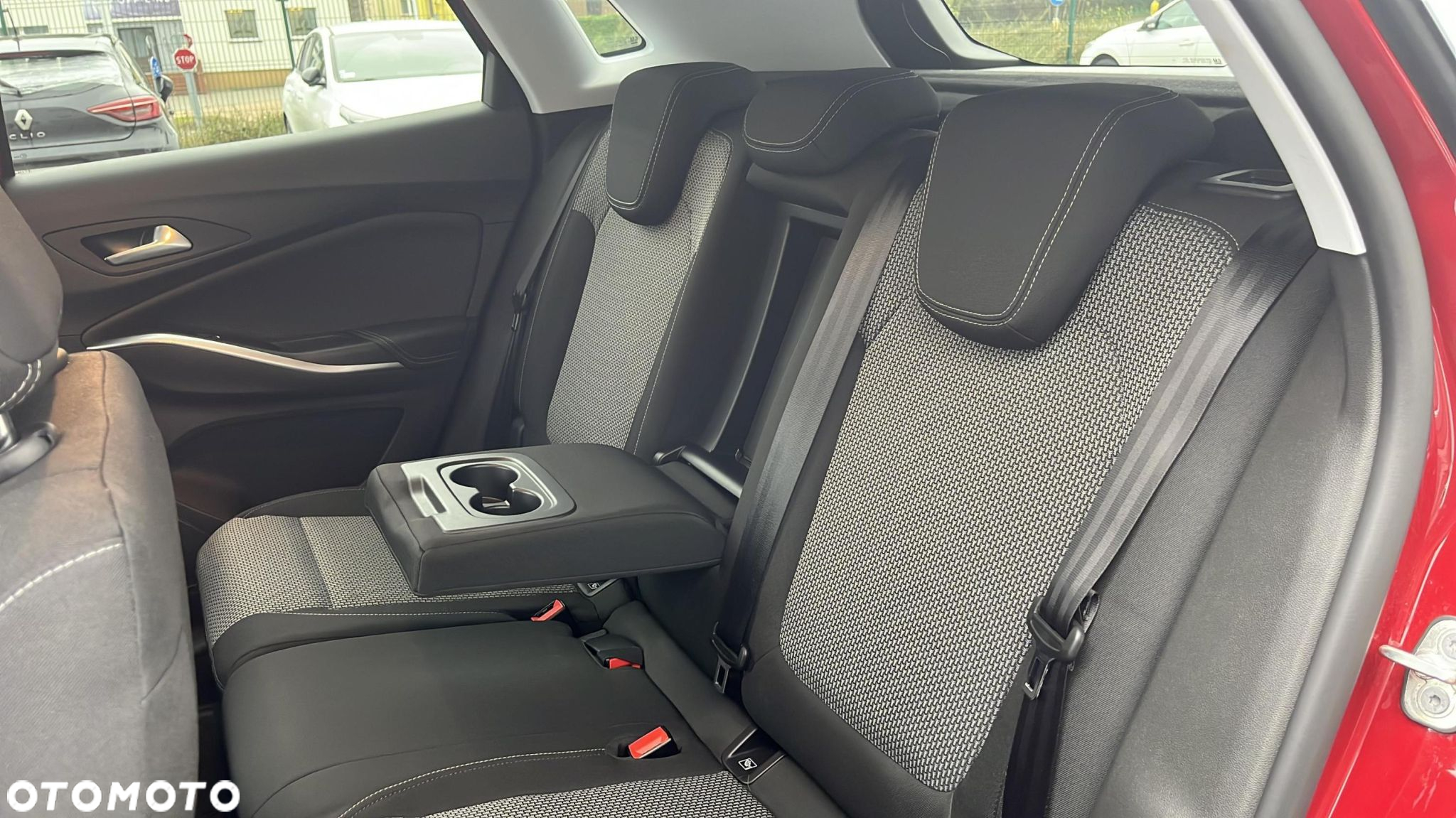 Opel Grandland X - 16