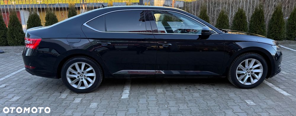 Skoda Superb 2.0 TDI SCR 4x4 Ambition DSG - 5