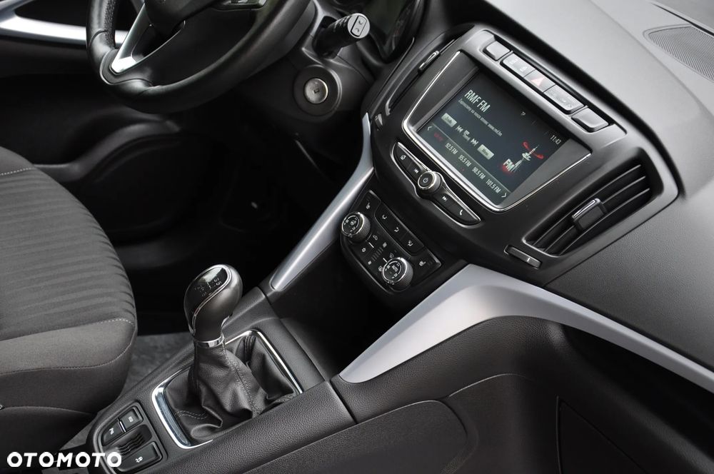 Opel Zafira 2.0 D (CDTI ecoFLEX) Start/Stop Innovation - 25