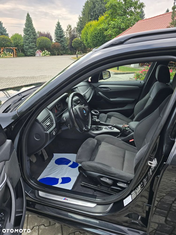 BMW X1 xDrive18d xLine - 11