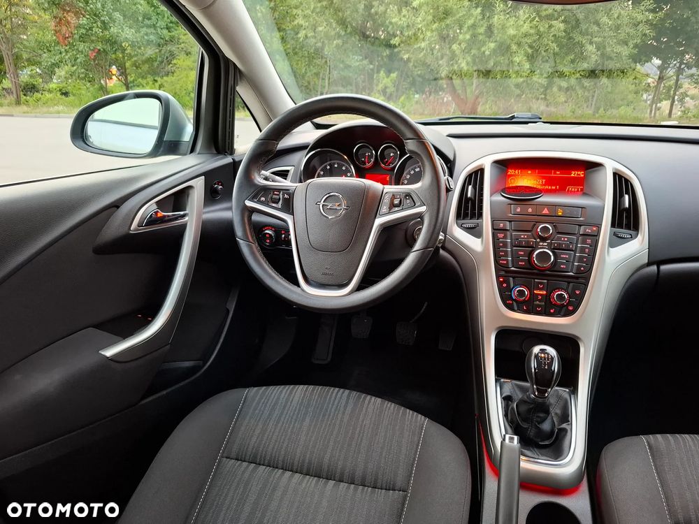 Opel Astra 1.6 Enjoy - 26
