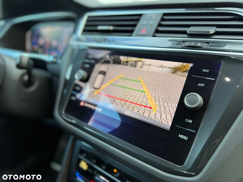 Volkswagen Tiguan 2.0 TDI SCR 4Mot R-Line DSG - 34