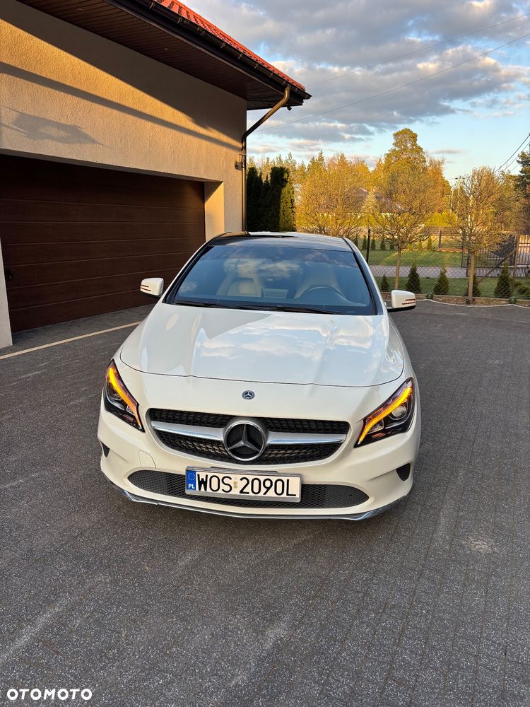 Mercedes-Benz CLA 250 4-Matic - 2