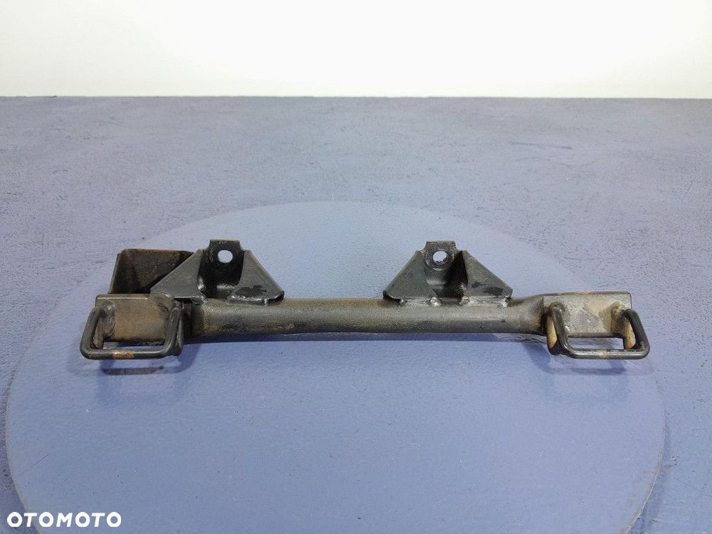 AUDI A4 B7 MOCOWANIE FOTELIKA ISOFIX TYŁ LEWE 8E0813545B - 1