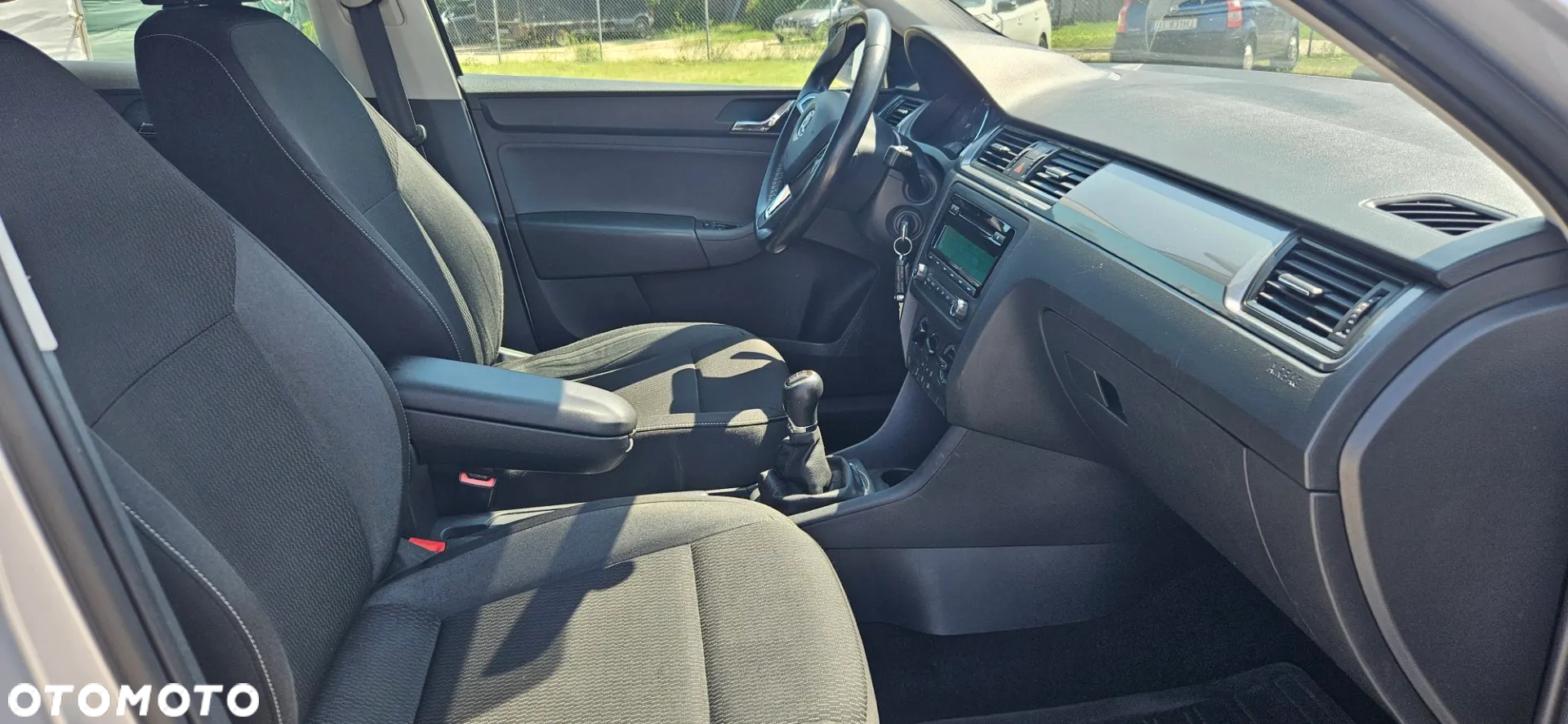 Skoda RAPID - 24