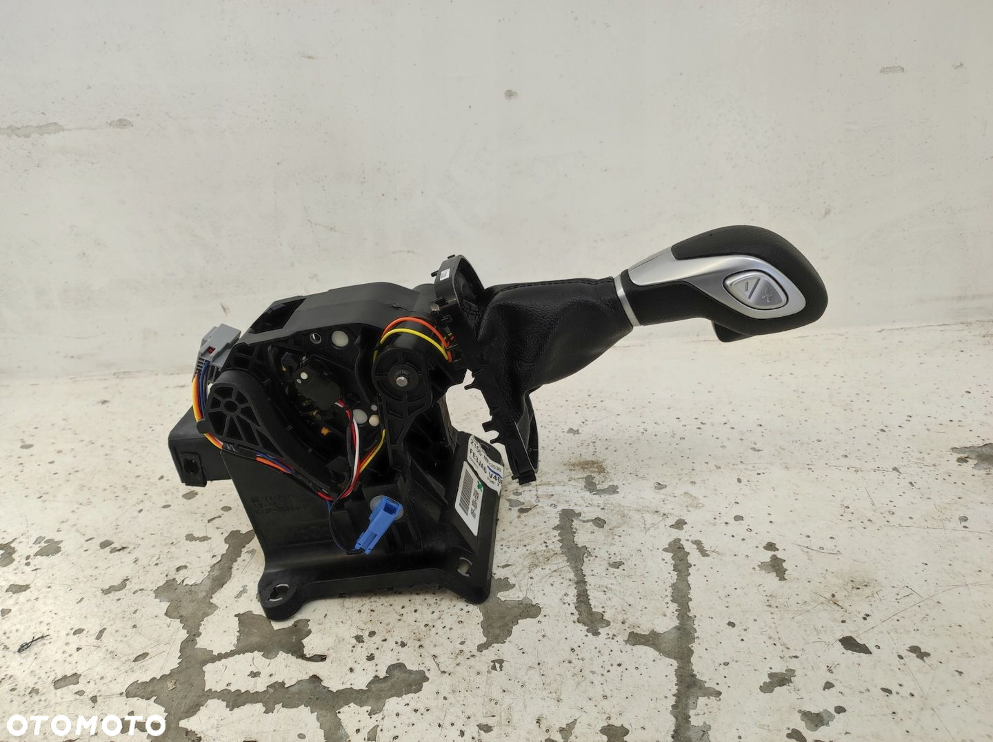 GAŁKA LEWAREK WYBIERAK ZMIANY BIEGÓW CONNECT MK2 II 2 LIFT 1.5 TDCI - 7