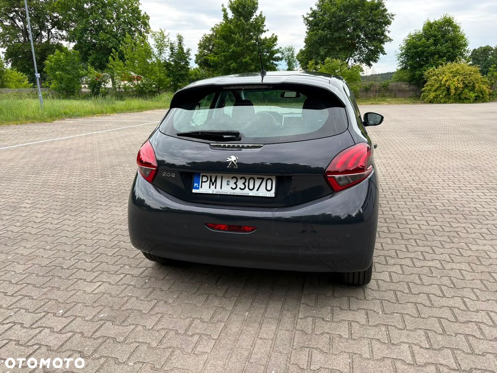 Peugeot 208 1.2 PureTech GPF Signature S&S - 8