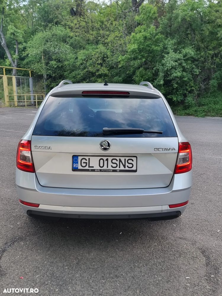 Skoda Octavia 2.0 TDI DSG Tour - 5
