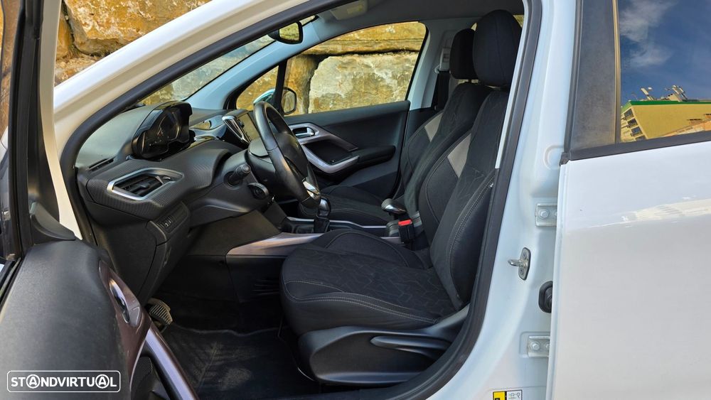 Peugeot 2008 1.6 BlueHDi Style - 13