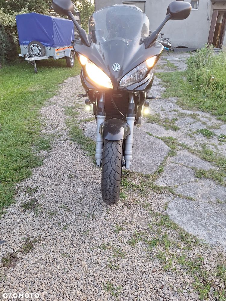 Yamaha FZ6 - 4