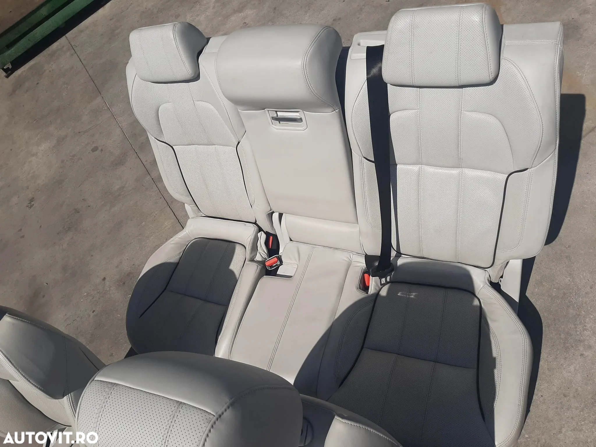 interior piele cu incalzire scaune fata banchete full electric  land rover l494 sport 2 - 5