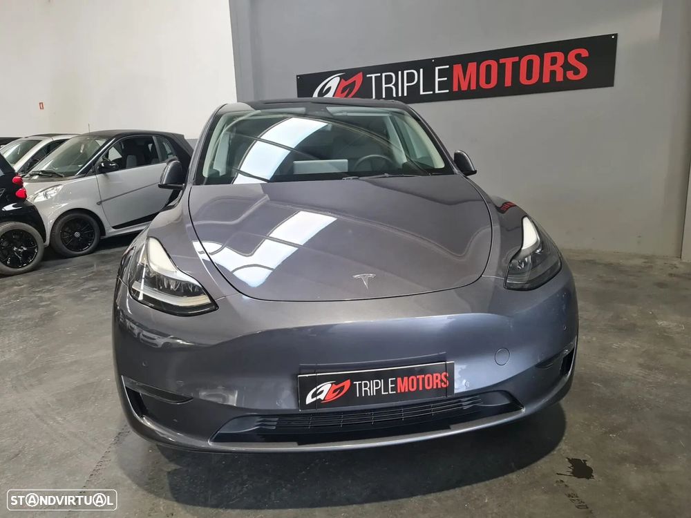 Tesla Model Y Long Range Dual Motor AWD - 4