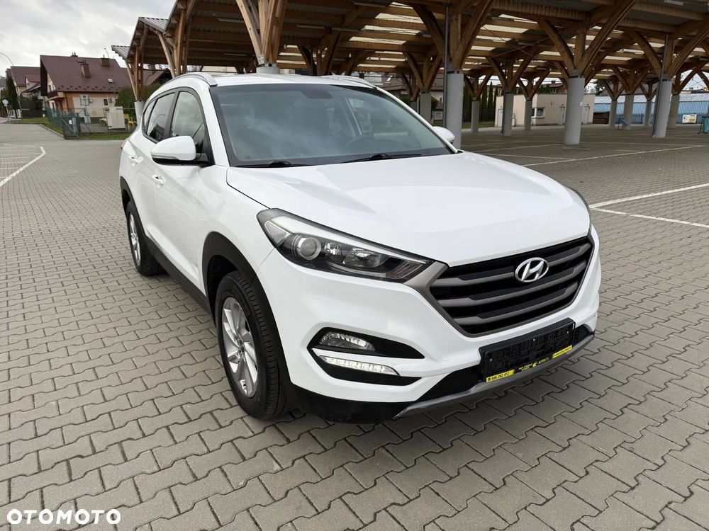 Hyundai Tucson 1.7 CRDI BlueDrive Style 2WD - 1
