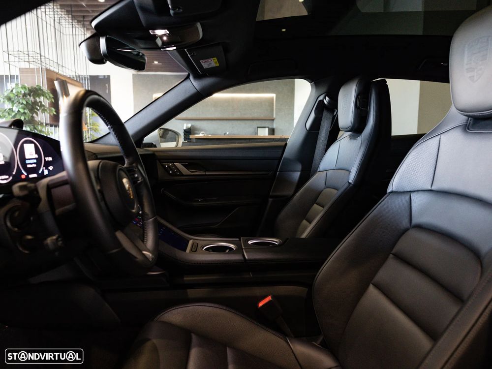 Porsche Taycan Sport Turismo 4S - 26