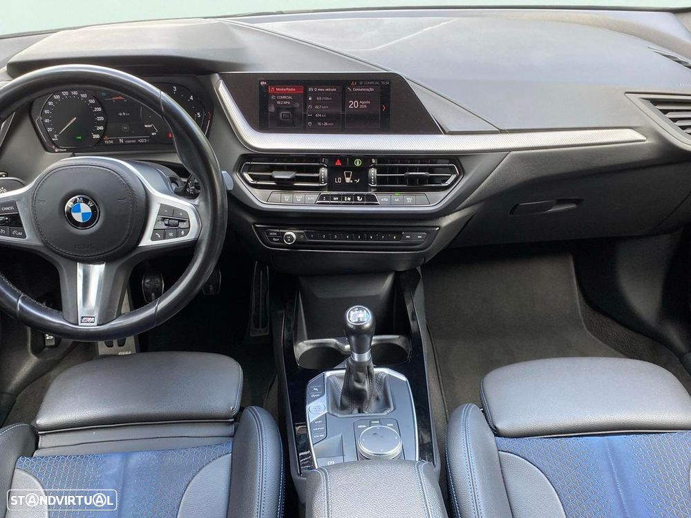 BMW 116 d Pack M - 11