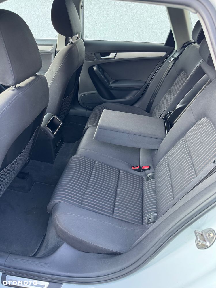 Audi A4 Avant 2.0 TDI DPF Ambition - 10