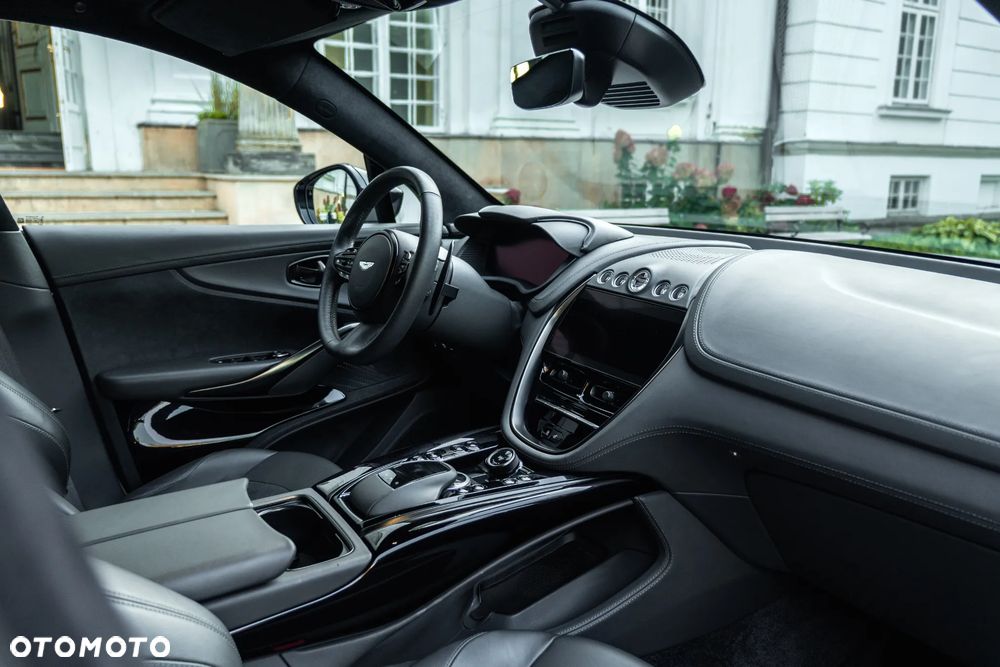 Aston Martin DBX707 - 22