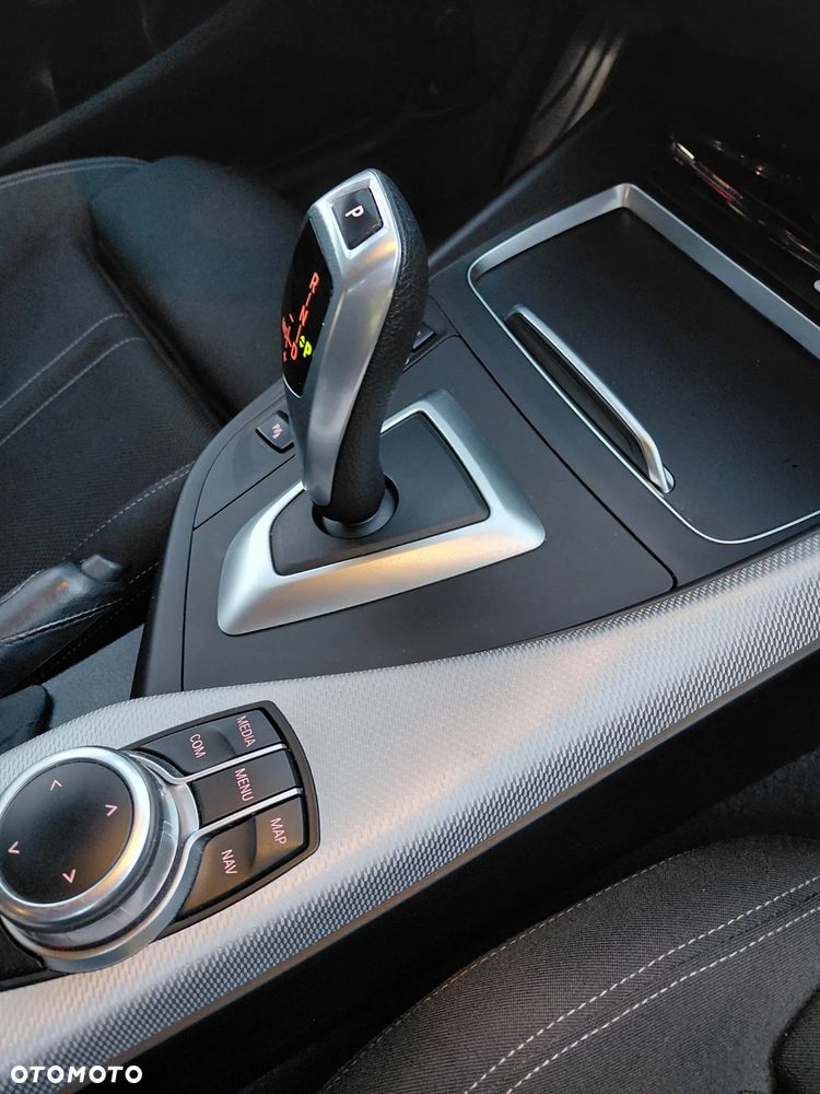 BMW Seria 1 118d M Sport Shadow - 16