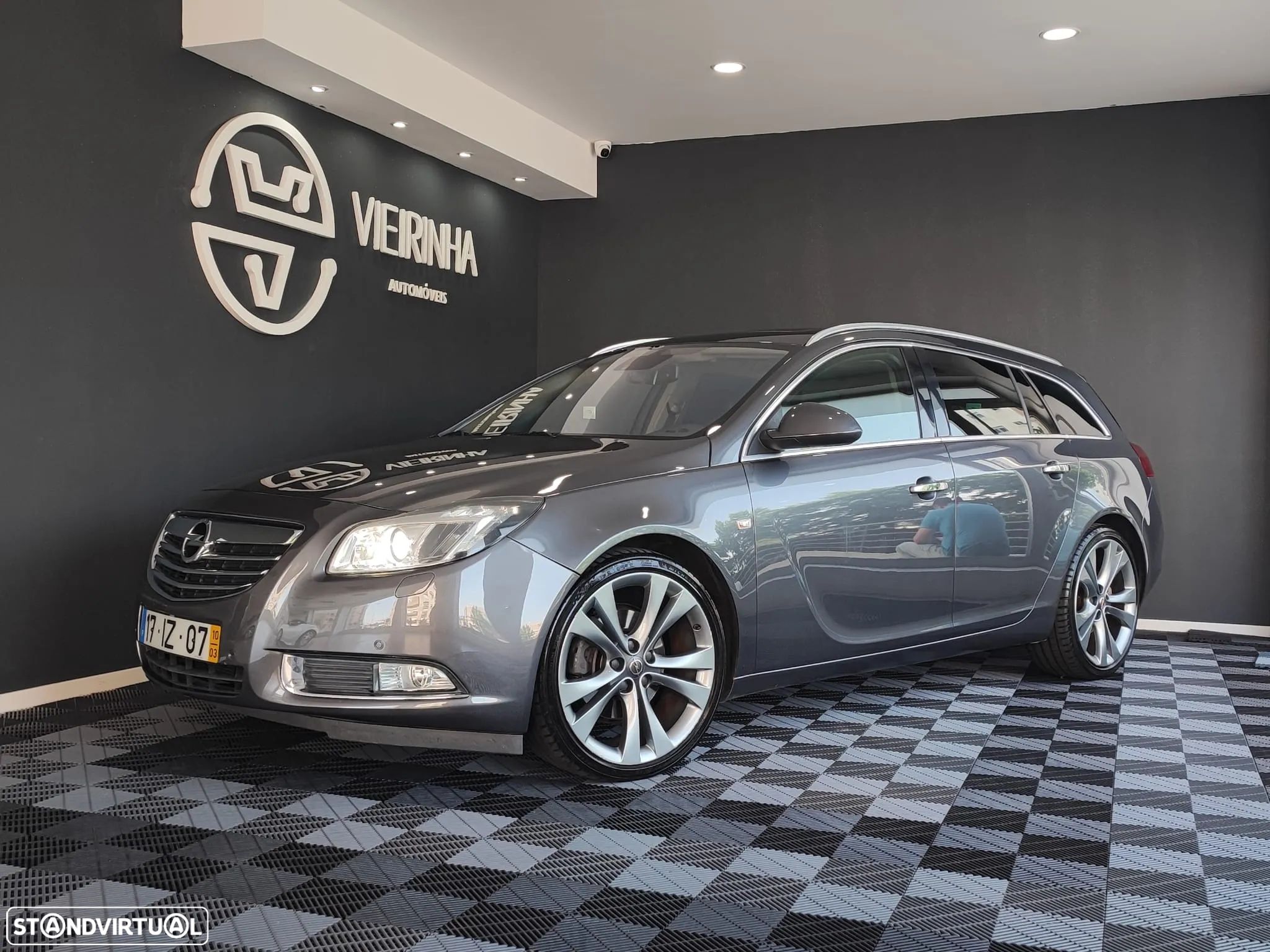 Opel Insignia Sports Tourer 2.0 CDTi Cosmo ecoFLEX - 1