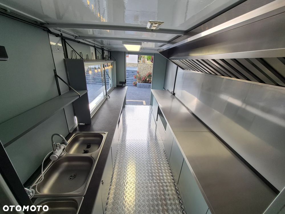 Iveco FoodTruck Sklep Bar Specjalny Samochód gastronomiczny - 7