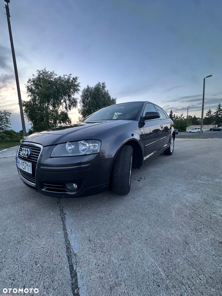 Audi A3 Sportback 2.0 TDI DSG Ambition - 2