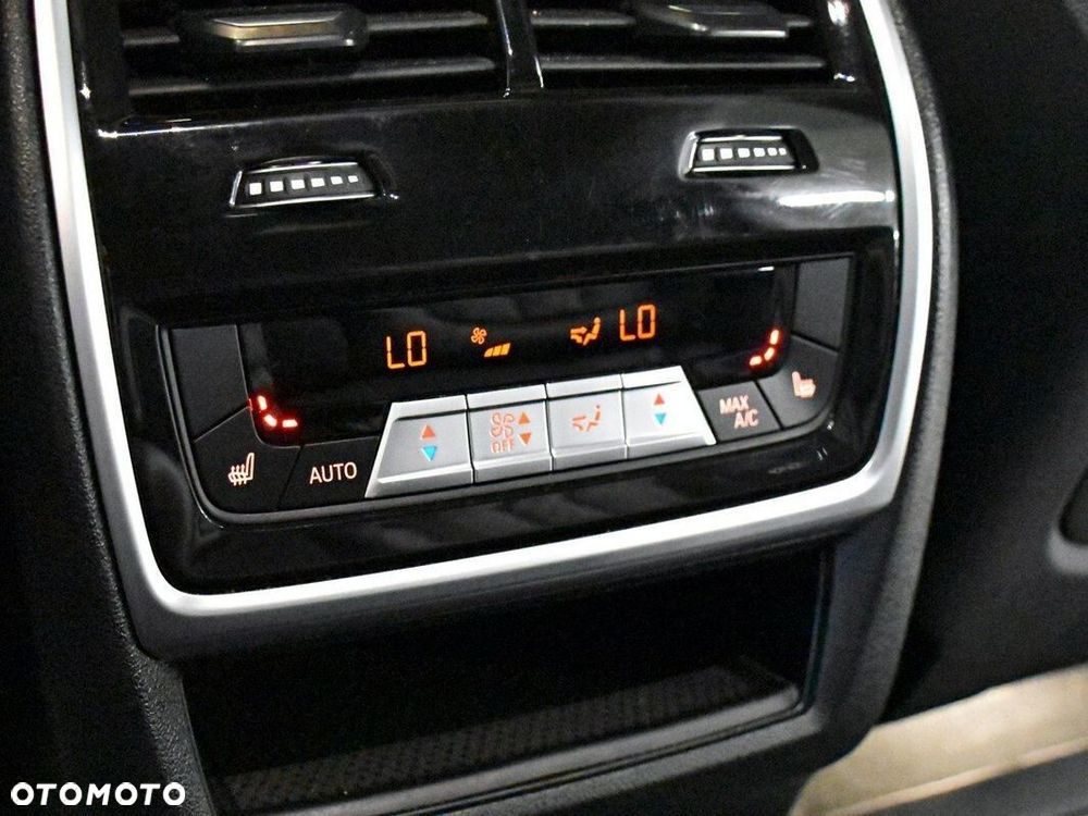 BMW X6 - 15