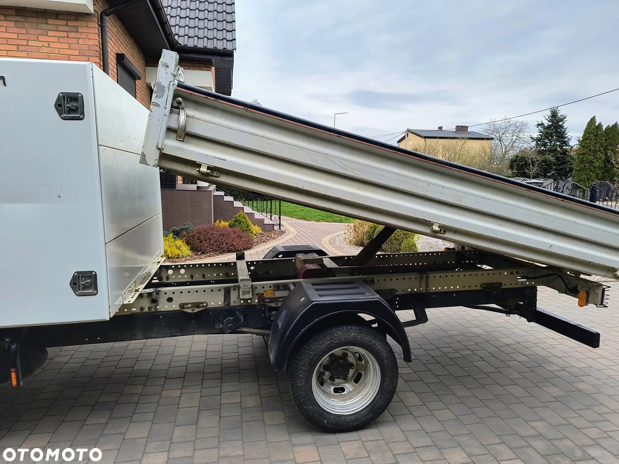Iveco DAILY - 8
