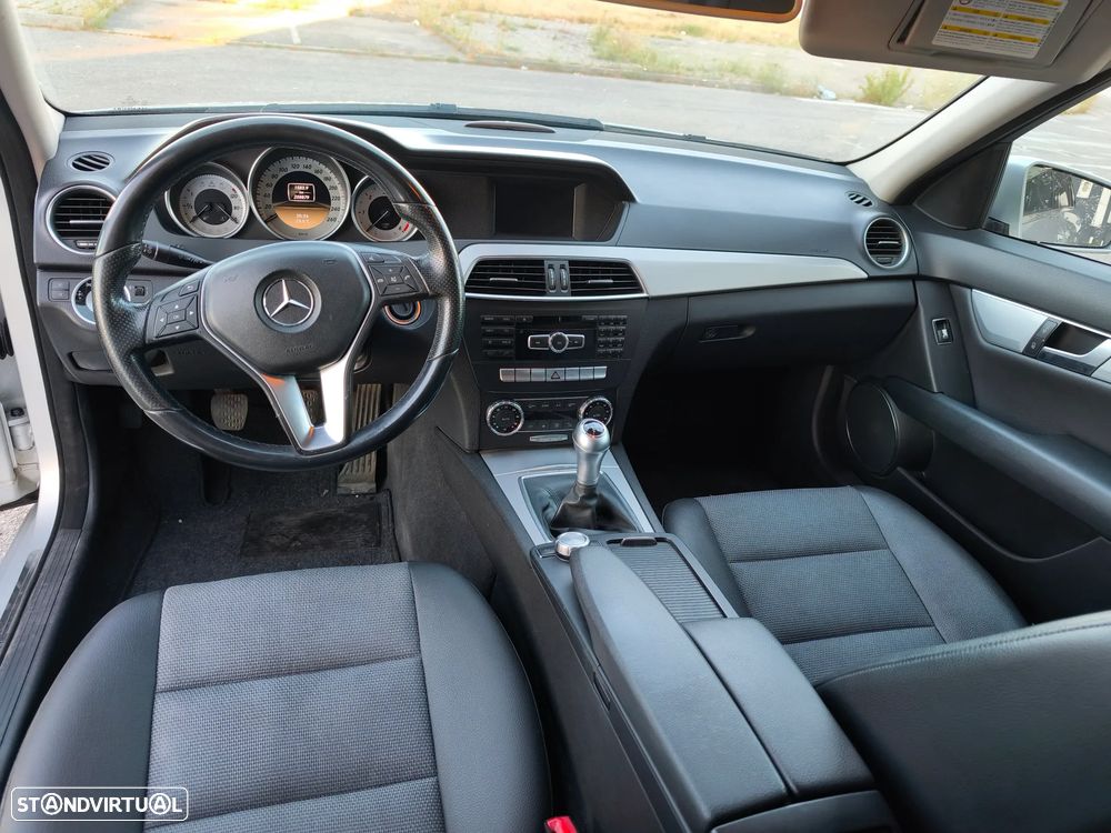 Mercedes-Benz C 250 CDi Avantgarde BlueEfficiency - 11