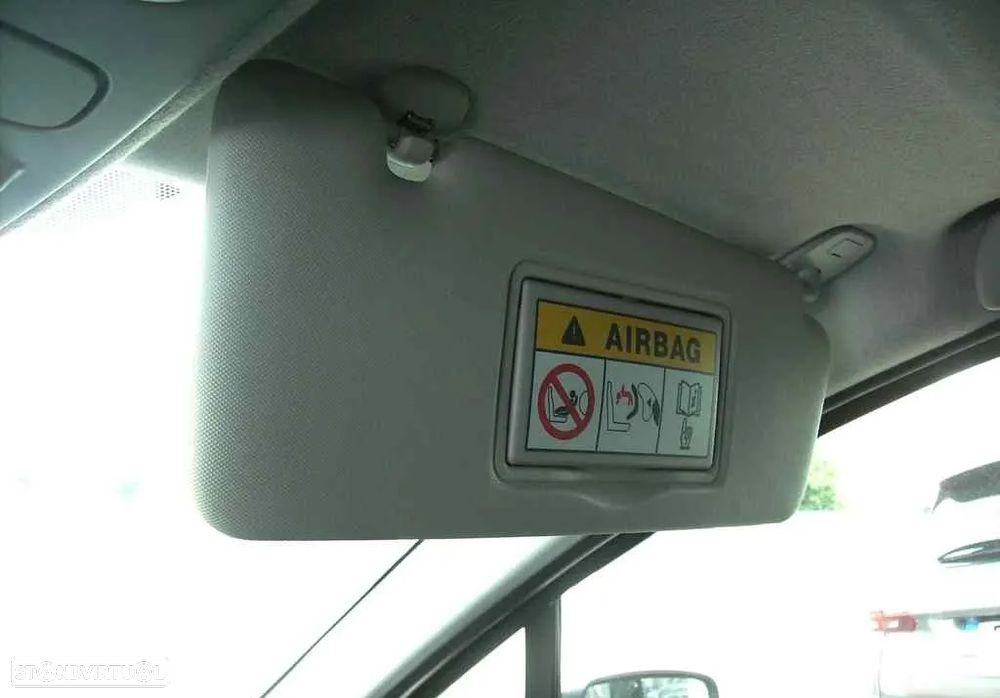 Renault Clio 0.9 TCE Limited - 29