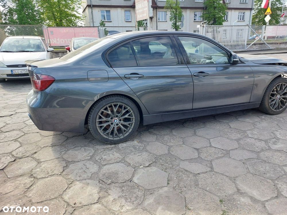 BMW Seria 3 - 10