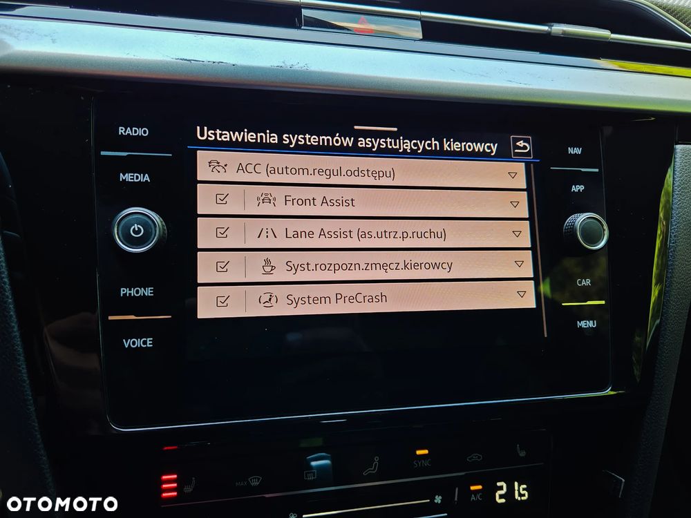 Volkswagen Arteon 2.0 TSI R-Line DSG - 27
