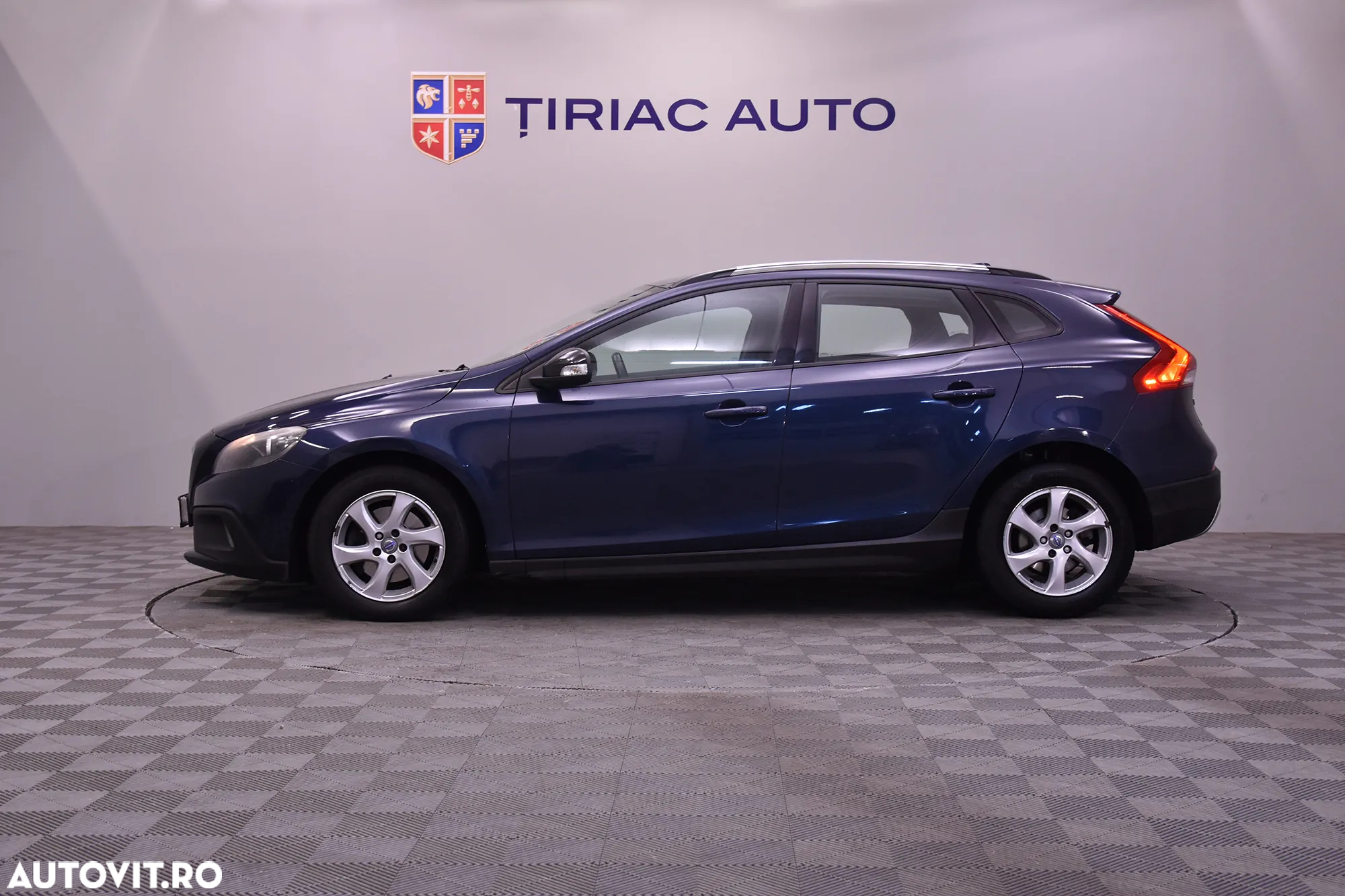 Volvo V40 - 2