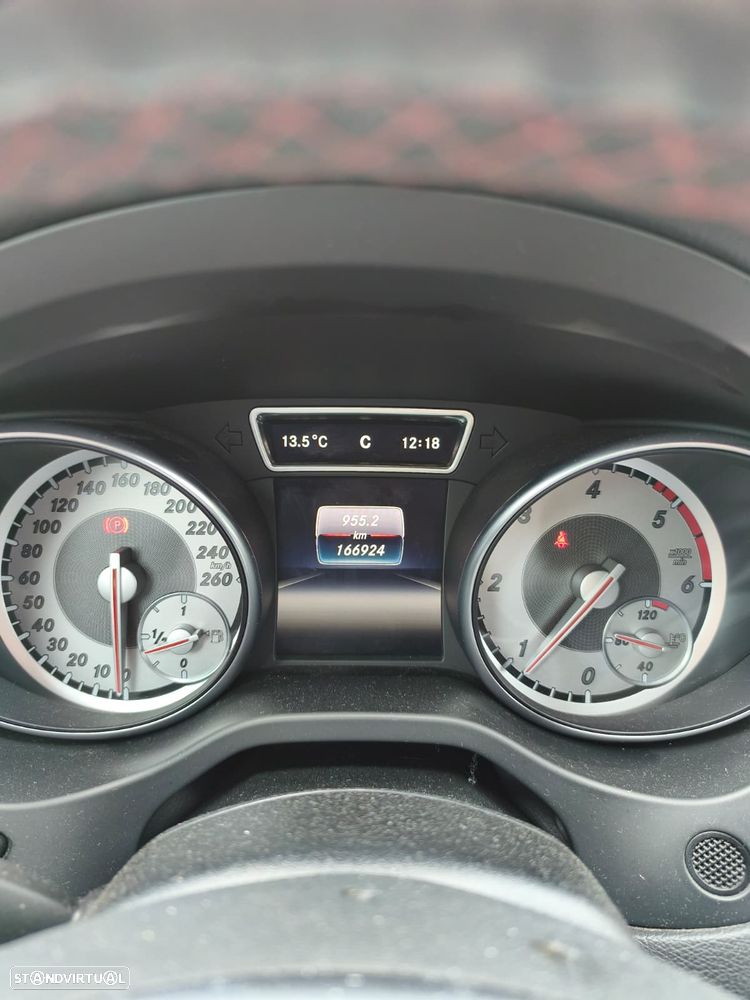Mercedes-Benz CLA 180 d AMG Line - 7