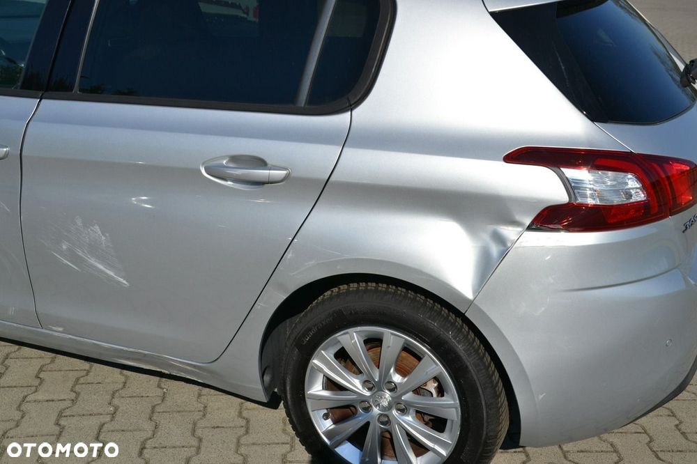 Peugeot 308 - 24