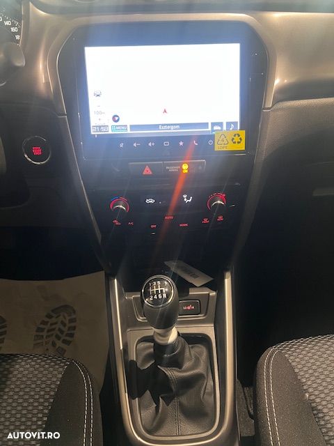 Suzuki Vitara 1.4 Boosterjet 6MT MHEV Passion - 9