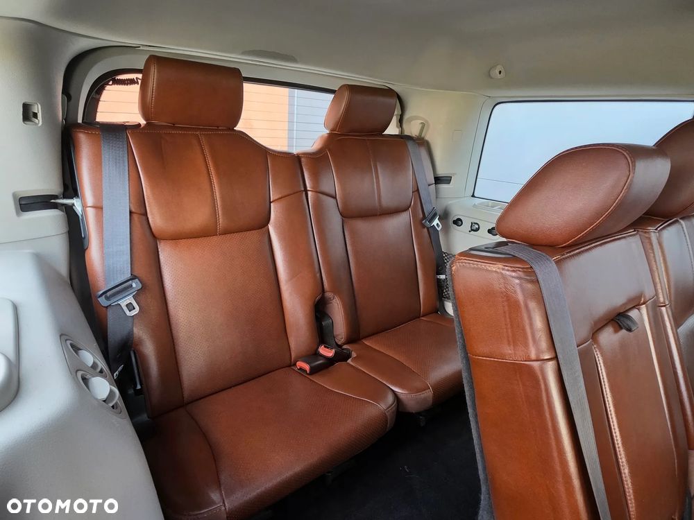 Jeep Commander 5.7 V8 Overland - 10