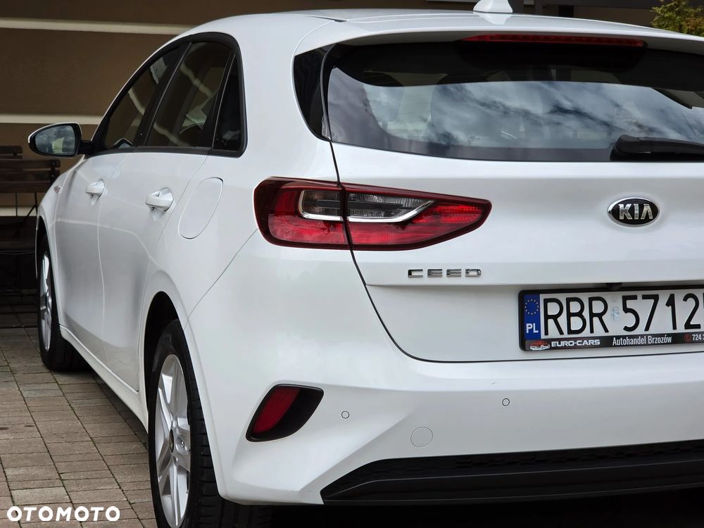Kia Ceed 1.4 CVVT Attract - 33