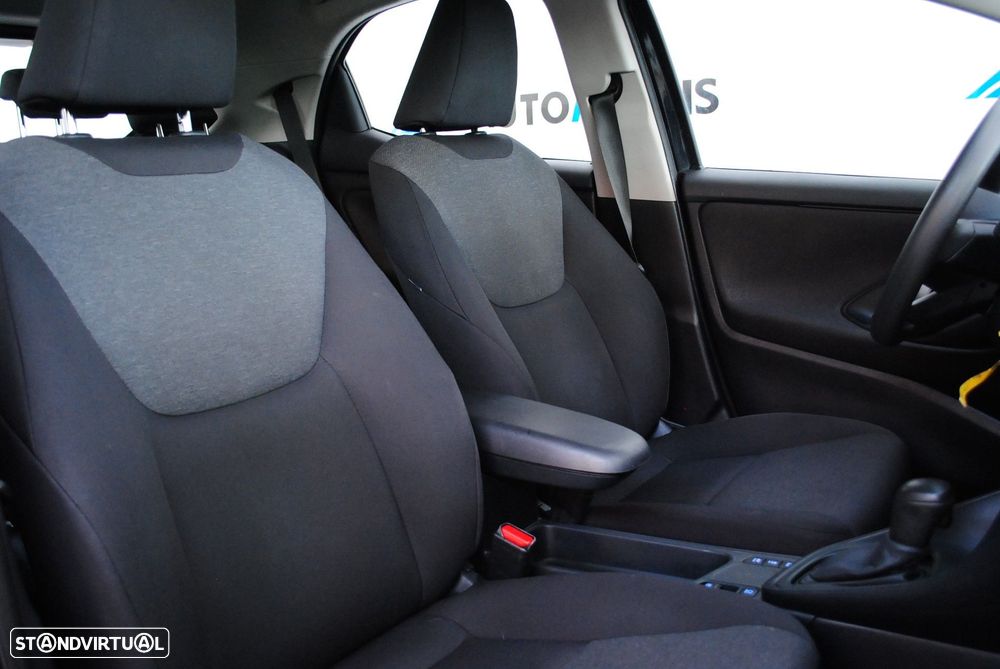 Toyota Yaris Cross 1.5 HDF Comfort Plus - 21