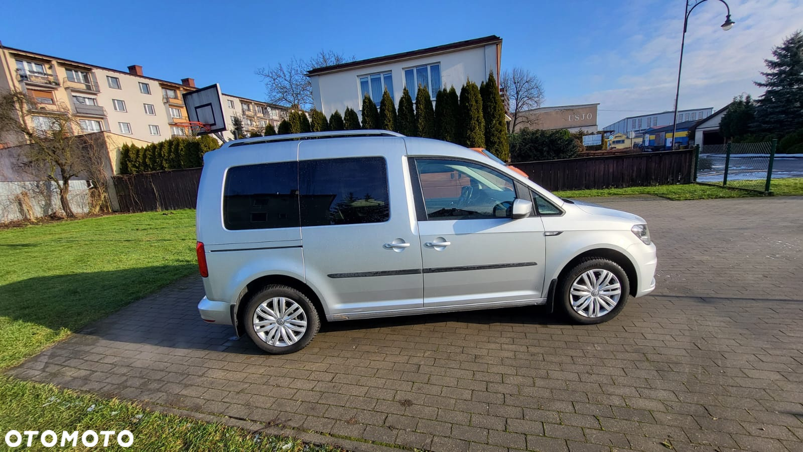 Volkswagen Caddy - 5