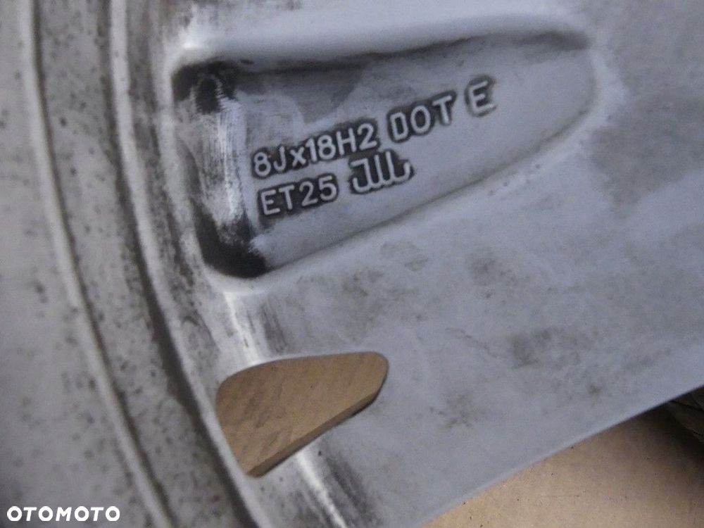 dw touareg 3 alufelgi z oponami bridgestone 235/65r18 760601025a - 11