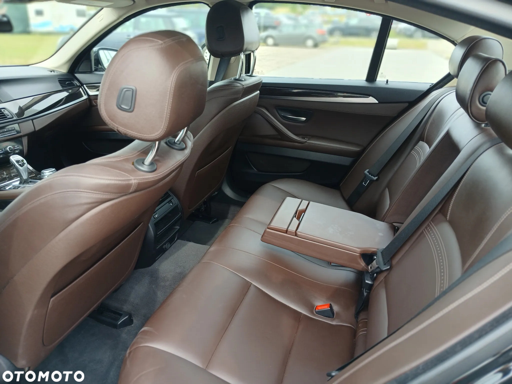 BMW Seria 5 528i xDrive Luxury Line - 23