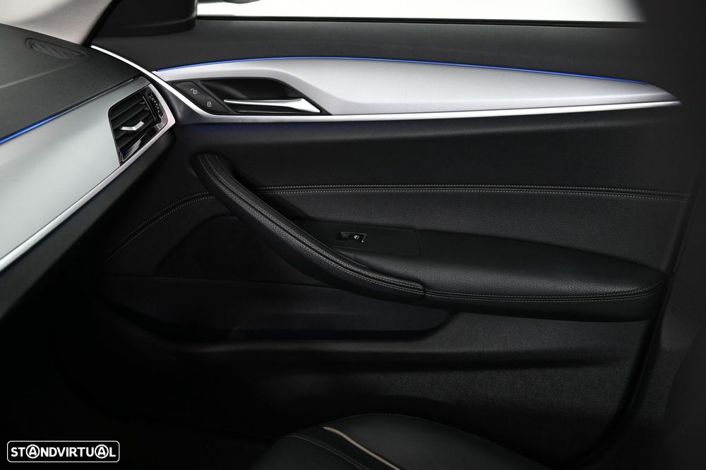 BMW 520 d Auto - 28
