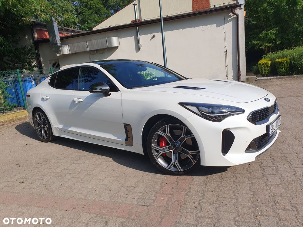 Kia Stinger 3.3 T-GDI V6 GT AWD - 26